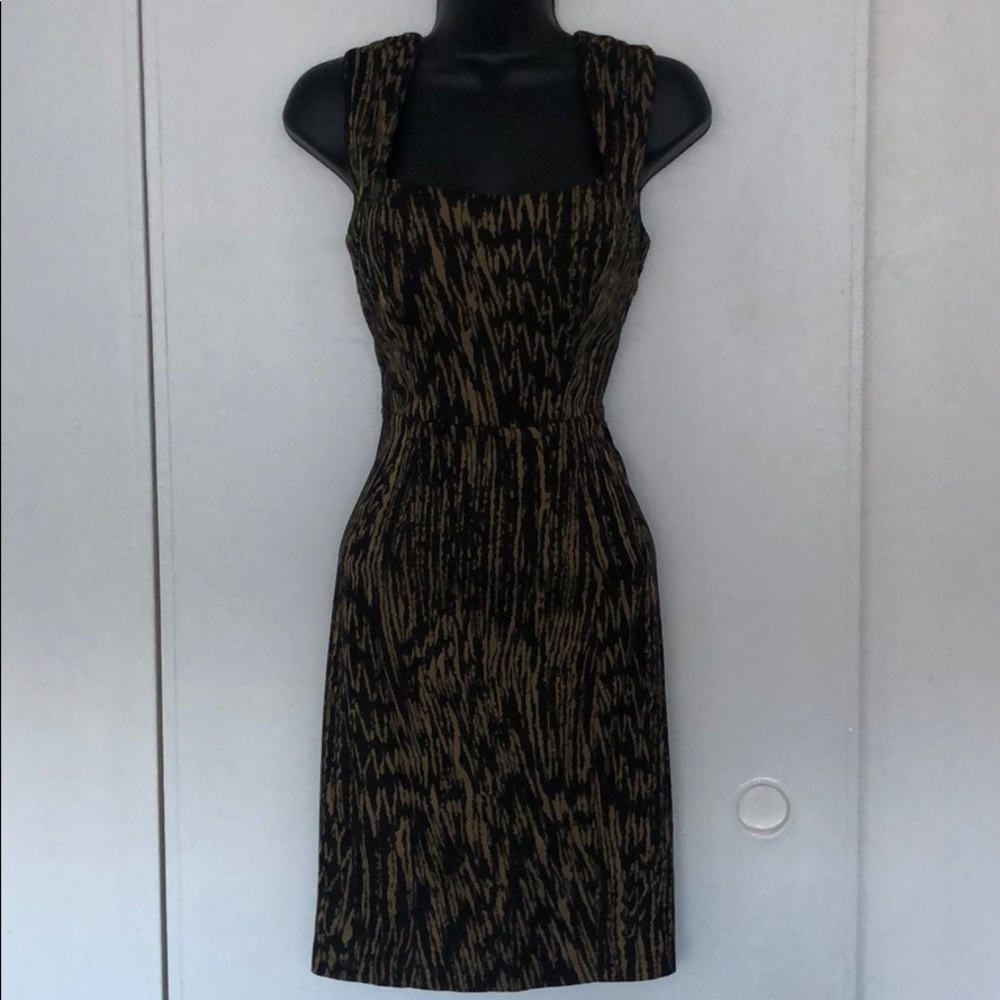 Bodycon statement dress black pattern